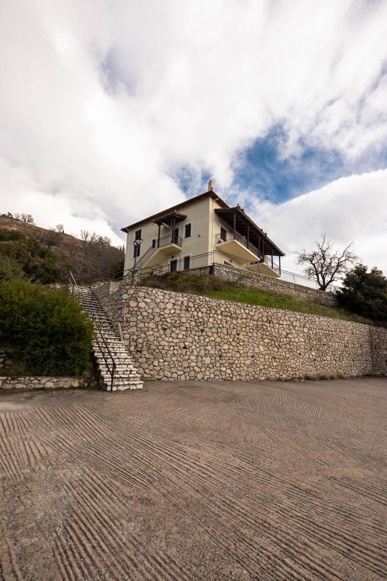Meli Apartments Arachova Exterior foto